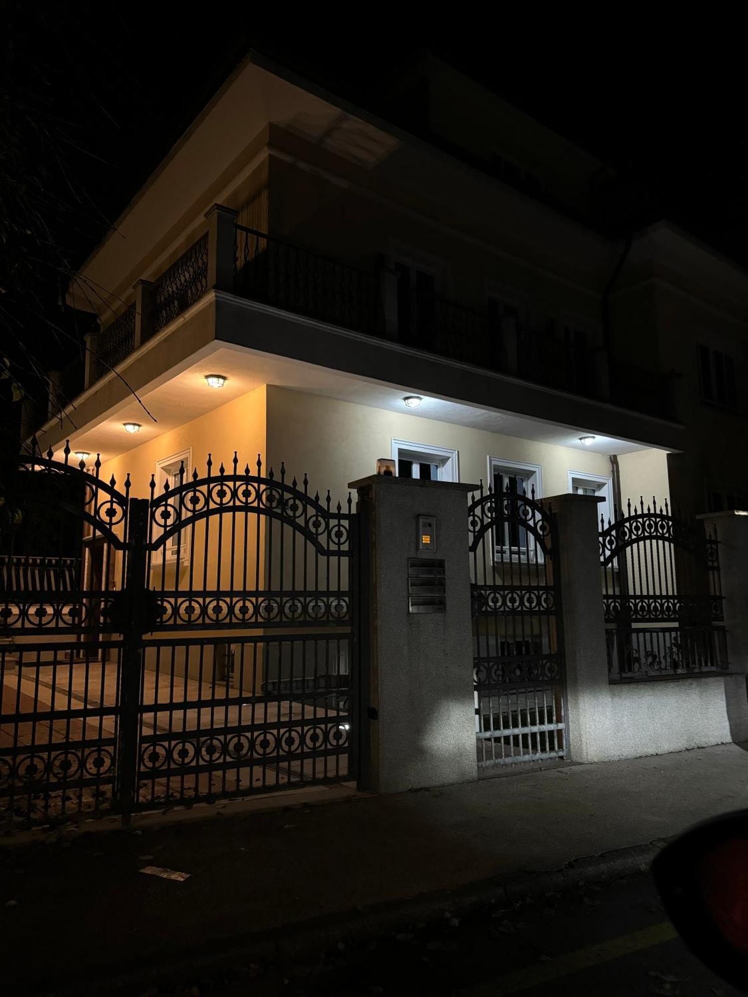 Vila Majda Elegant Apartments With Prime Location And Parking 류블랴나 외부 사진